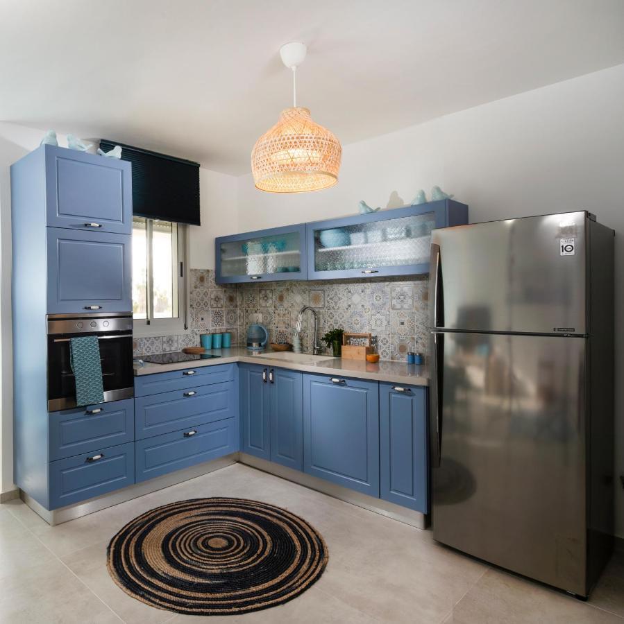 Argaman Beach Apartment Acre Extérieur photo