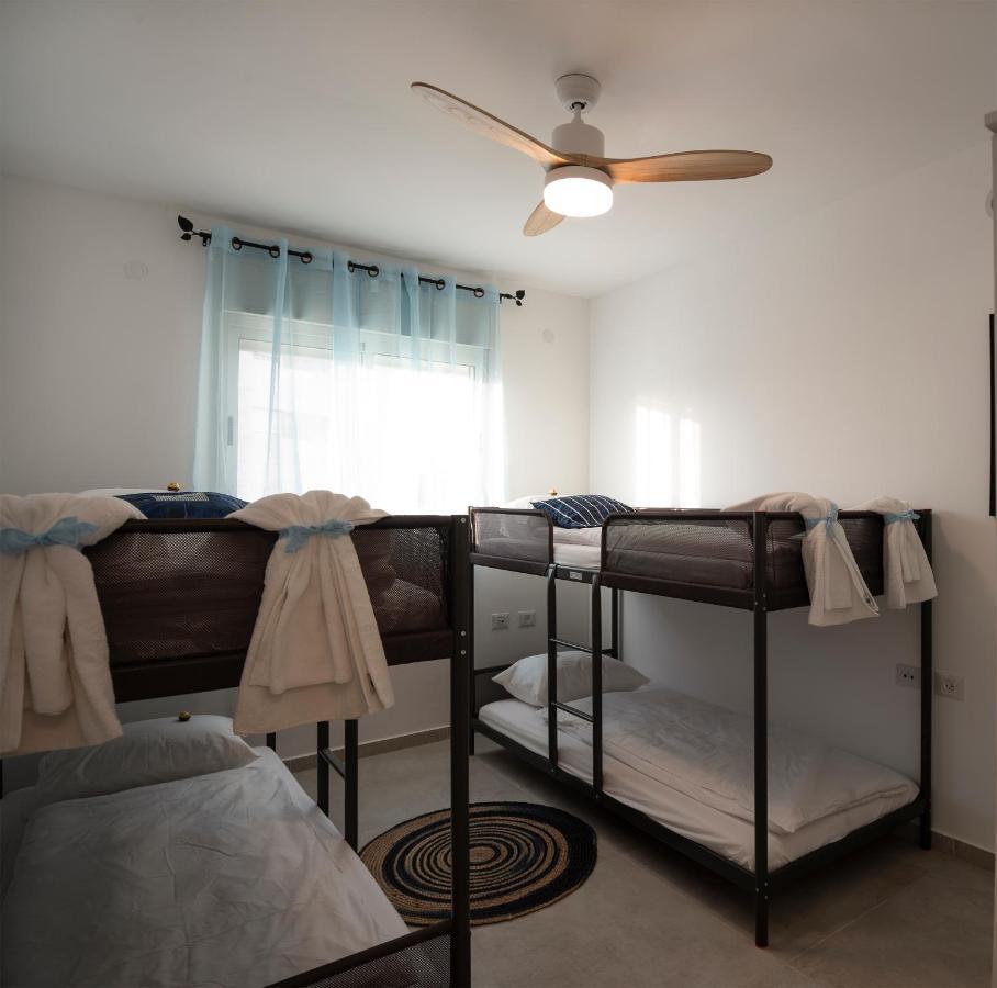 Argaman Beach Apartment Acre Extérieur photo