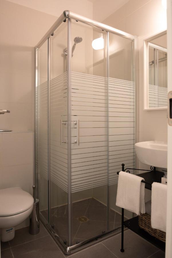Argaman Beach Apartment Acre Extérieur photo